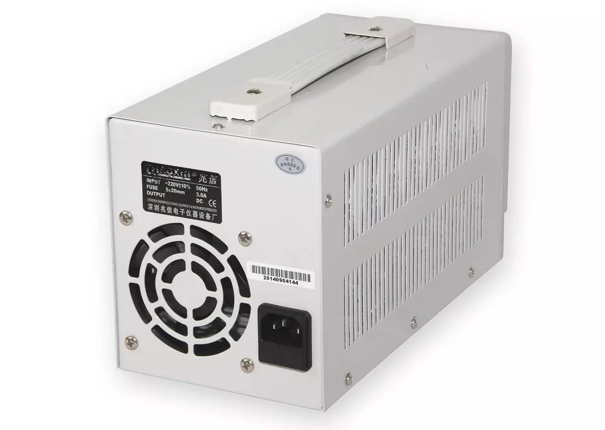 Labor-Netzgerät RXN-1510D 0-15V/10A – 2