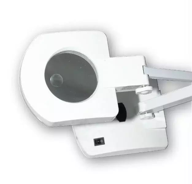 Tischlupe mit LED-Lampe Typ 811L – 2